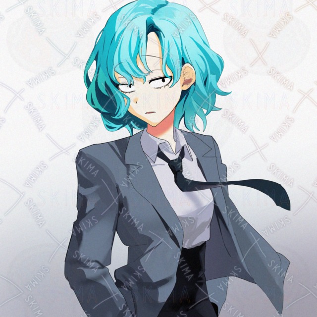 派手髪スーツのお姉さん