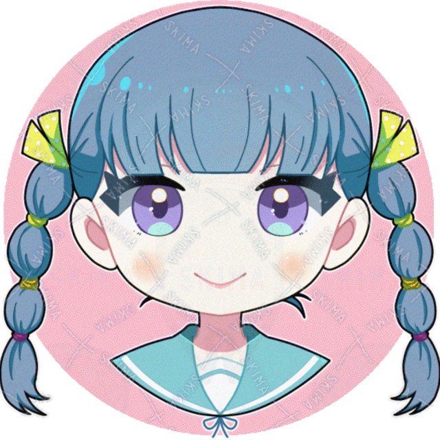 まばたきする女の子