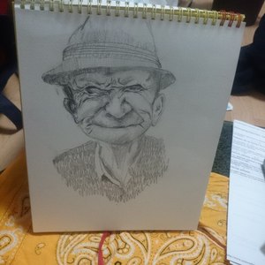 鉛筆で似顔絵・イラスト描きます