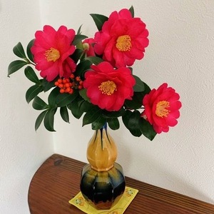 ナレーションを承ります。落ち着いた声で丁寧に提供します。