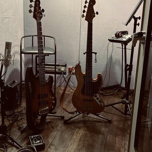 高いクオリティでエレキベースのRecをします