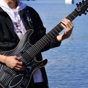 【オリジナル楽曲制作】カワイイ系、ハードロック等。最短１ヶ月