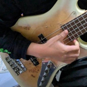 ベース レコーディング参加
